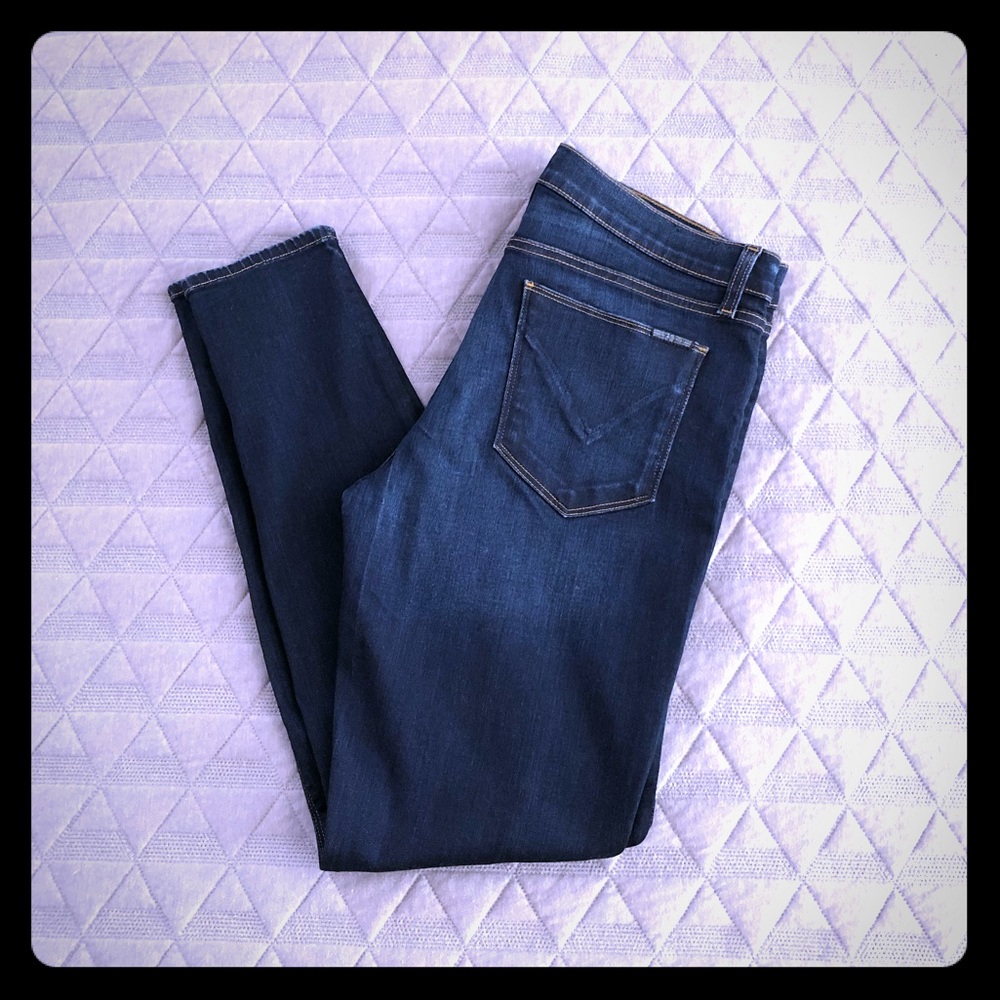 ⚡️🆕⚡️ Hudson Distressed Skinny Jeans